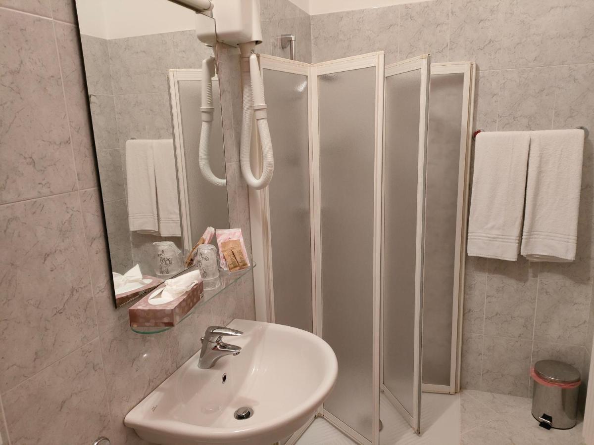 Castelgomberto Alloggio Al Ponte מראה חיצוני תמונה